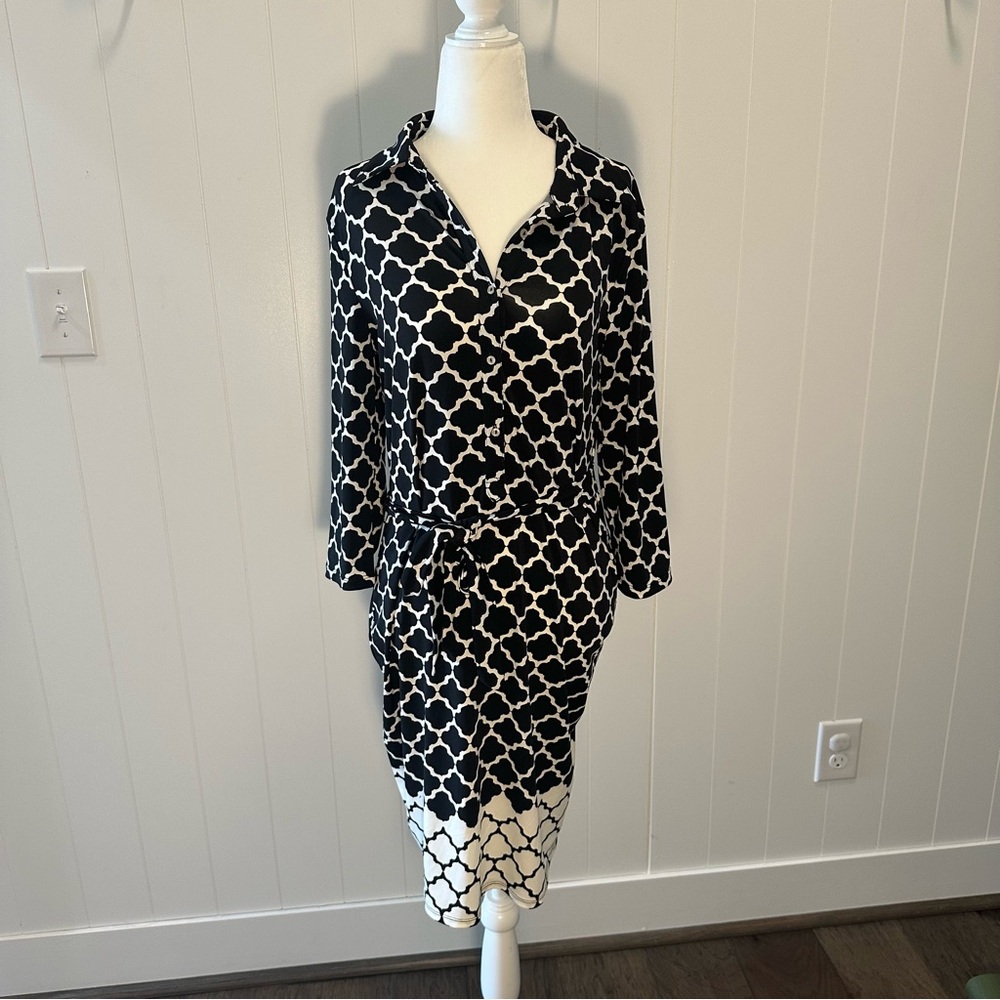 Max Studio Black & White Dress Size Small